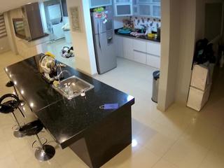 voyeurcam-latina-babe-kitchen